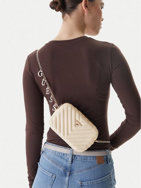 Guess Torebka J4GZ23 WFZL0 Écru. Białe kopertówki Guess, z aplikacjami, ze skóry, wizytowe, bez dodatków. Za 197.99 zł.