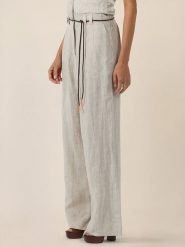 APART Spodnie w kolorze beżowym rozmiar: 38. Brązowe spodnie materiałowe Apart, bez wzorów, z materiału. Za 274.95 zł.