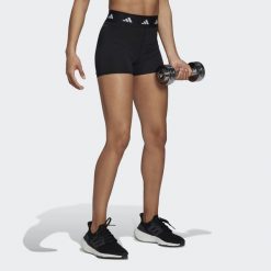 Szorty Sportowe Damskie Adidas Techfit. Czarne szorty sportowe adidas, bez wzorów, z materiału, na fitness i siłownię, techfit (adidas). Za 103.00 zł.