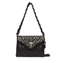 Torebka Guess. Czarne torebki klasyczne Guess, z aplikacjami, klasyczne, bez dodatków. Za 289.99 zł.