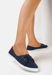 Granatowe Tenisówki z Niską Cholewką i Ozdobnym Sznurowaniem Maelisa. Niebieskie trampki Born2be, bez wzorów, z jeansu, eleganckie, przed kostkę, bez zapięcia. Za 54.99 zł.