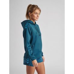 Bluza do piłki ręcznej damska Hummel Core XK z kapturem. Niebieskie bluzy Hummel, m, bez wzorów, z kapturem, do piłki ręcznej. Za 191.00 zł.