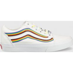 Vans tenisówki UA Old Skool damskie kolor biały. Białe trampki Vans, bez wzorów, z gumy, bez zapięcia. Za 369.99 zł.