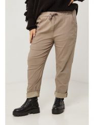 Curvy Lady Spodnie w kolorze beżowym rozmiar: 48/50. Brązowe spodnie materiałowe Curvy Lady, bez wzorów, z bawełny, klasyczne, z standardowym stanem. Za 100.99 zł.