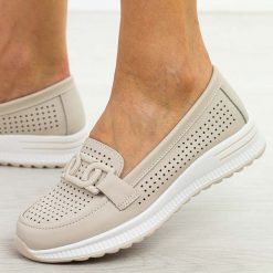 Beżowe skórzane półbuty damskie Filippo Dp4400/25. Brązowe półbuty wsuwane Filippo, na jesień, w ażurowe wzory, z jeansu, biznesowe, z okrągłym noskiem, bez obcasa, na płaskiej podeszwie. Za 199.00 zł.
