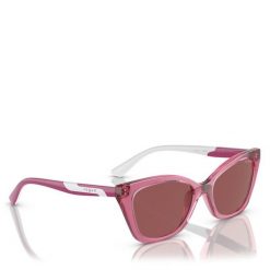 Okulary przeciwsłoneczne Vogue. Czerwone okulary przeciwsłoneczne Vogue, bez wzorów. Za 249.99 zł.