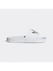 Adidas Klapki "ADILETTE LITE" w kolorze białym rozmiar: 38. Białe klapki adidas, bez wzorów, klasyczne, z otwartym noskiem, bez obcasa, bez zapięcia. Za 131.95 zł.