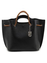 Lucca Baldi Skórzana torebka "Vigevano" w kolorze czarnym - 47 x 27 x 17 cm rozmiar: onesize. Czarne torebki klasyczne Lucca Baldi, bez wzorów, z materiału, przez ramię, bez dodatków. Za 391.99 zł.