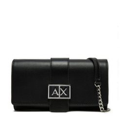Torebka Armani Exchange. Czarne kopertówki Armani Exchange, bez wzorów, wizytowe, bez dodatków. Za 449.99 zł.