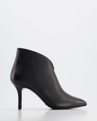 ELEGANCKIE BOTKI NA SZPILCE K138 NAP NERO. Botki Venezia, bez wzorów, ze skóry, eleganckie, bez obcasa, na szpilce, bez zapięcia. Za 519.00 zł.