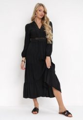 Czarna Rozkloszowana Sukienka z Koronką Brightyn. Czarne sukienki Born2be, na imprezę, l, z aplikacjami, z koronki, bez kołnierzyka, bez ramiączek, maxi, rozkloszowane. W wyprzedaży za 76.49 zł.