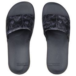 Klapki damskie Olaian 550 Exotic. Czarne klapki Decathlon, bez wzorów, z materiału, sportowe, bez obcasa, na płaskiej podeszwie, bez zapięcia. Za 54.99 zł.