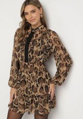 Brązowa Rozkloszowana Sukienka ze Stójką i Falbankami w Panterkowy Wzór Labinora. Brązowe sukienki Born2be, na co dzień, l, bez wzorów, eleganckie, bez kołnierzyka, bez ramiączek, mini, kopertowe. W wyprzedaży za 144.49 zł.