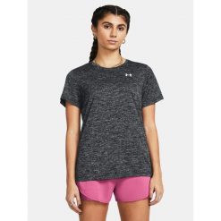 Koszulka fitness damska UNDER ARMOUR 1384230 z krótkim rękawem. Czarne t-shirty sportowe Under Armour, xs, bez wzorów, bez ramiączek, na fitness i siłownię. Za 76.99 zł.