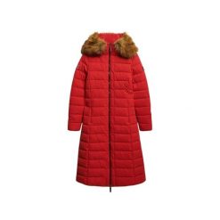 Damska długa kurtka Superdry New Arctic. Czerwone kurtki Superdry, na zimę, bez wzorów, z puchu, bez kaptura. W wyprzedaży za 734.50 zł.