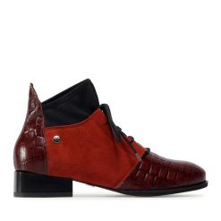 Botki Maciejka. Czerwone botki Maciejka, bez wzorów, bez obcasa, na płaskiej podeszwie, bez zapięcia. Za 249.99 zł.