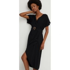 Answear Lab sukienka kolor czarny mini rozkloszowana. Czarne sukienki Answear Lab, m, bez wzorów, bez kołnierzyka, bez ramiączek, mini, rozkloszowane. Za 219.99 zł.