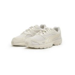 Buty sportowe damskie Puma C25K 40386011. Białe buty treningowe Puma, bez wzorów, bez zapięcia. Za 195.70 zł.
