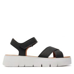 Sandały Geox. Czarne sandały Geox, bez wzorów, bez obcasa, na płaskiej podeszwie, bez zapięcia. Za 429.99 zł.