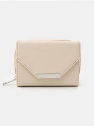 Portfel na zamek i magnes z przegródkami na karty - kremowy. Białe portfele Sinsay, bez wzorów. Za 25.99 zł.