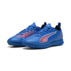 Młodzieżowe buty piłkarskie ULTRA 6 PLAY TT PUMA. Biała buty do biegania Puma, bez wzorów, bez zapięcia, do biegania. Za 134.99 zł.