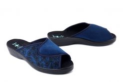 ADANEX 29654 308/1VVD granatowy, kapcie damskie. Niebieskie kapcie Adanex, bez wzorów. Za 61.19 zł.