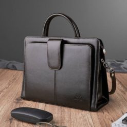 Aktówka damska skórzana PAOLO PERUZZI c. brązowa 168BY-BR. Brązowe aktówki PAOLO PERUZZI, bez wzorów, ze skóry, na ramię, duże. Za 429.99 zł.