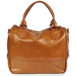 Torebka skórzana damska kuferek DAN-A T87 camel. Brązowe torebki klasyczne DAN-A, bez wzorów, ze skóry, eleganckie, bez dodatków. Za 299.99 zł.