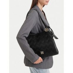 Torebka Nine West. Czarne torebki klasyczne Nine West, bez wzorów, klasyczne, bez dodatków. Za 229.99 zł.