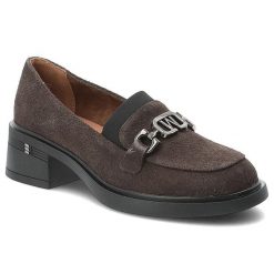 Półbuty damskie Vinceza, cholewka ze skóry naturalnej zamszowej wsuwany fason z ozdobnym paskiem i metalową klamrą, brązowe, 18127. Brązowe półbuty wsuwane VINCEZA, bez wzorów, ze skóry, bez obcasa. Za 179.00 zł.