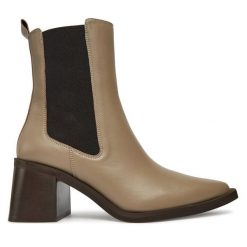Botki R.Polański. Brązowe botki R.Polański, bez wzorów, bez obcasa, na słupku, bez zapięcia. Za 429.99 zł.