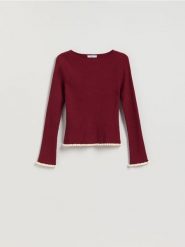 Sweter z ozdobnym wykończeniem - bordowy. Czerwone swetry Reserved, l, bez wzorów, z dzianiny, bez ramiączek. Za 99.99 zł.
