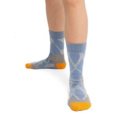 Skarpety Trekkingowe Damskie Icebreaker Hike+ Medium Crew Fractured Landscapes. Szare skarpetki Icebreaker, bez wzorów, z wełny, trekkingowe. Za 119.99 zł.