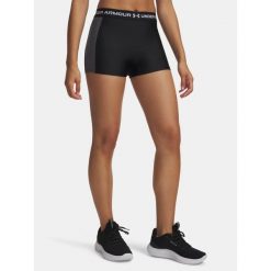 Spodenki Under Armour HeatGear Rib Shorty. Czarne szorty Under Armour, bez wzorów. Za 64.99 zł.