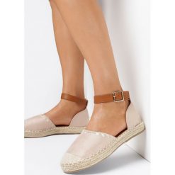 Beżowe Espadryle Elaemon. Brązowe espadryle Born2be, z aplikacjami, z jeansu, boho, z okrągłym noskiem, bez obcasa. W wyprzedaży za 59.99 zł.