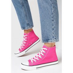 Fuksjowe Trampki Nonagina. Czerwone trampki Born2be, bez wzorów, z gumy, klasyczne, za kostkę, bez zapięcia. W wyprzedaży za 56.24 zł.