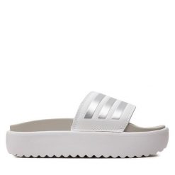 Klapki adidas. Białe klapki adidas, bez wzorów, sportowe, bez obcasa, bez zapięcia. Za 199.99 zł.
