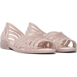 Sandały damskie Melissa Flora Sandal AD. (32817-51445). Czerwone sandały Melissa, bez wzorów, z materiału, bez obcasa, bez zapięcia. Za 211.99 zł.