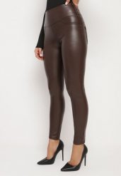 Brązowe Legginsy z Imitacji Skóry i Kieszeni z Wysokim Stanem Olabria. Brązowe legginsy Born2be, bez wzorów, z jeansu, eleganckie. Za 39.99 zł.