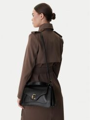 Coccinelle Torebka SSK Coccinelle C-Me Calf E1 SSK 18 01 01 Czarny. Czarne torebki klasyczne Coccinelle, bez wzorów, ze skóry, bez dodatków. Za 1,619.00 zł.