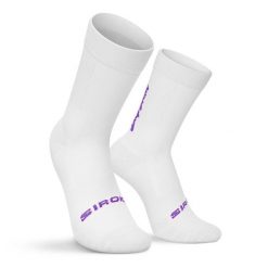 Skarpetki sportowe Boombastic Siroko BBC Amp White. Białe skarpetki SIROKO, bez wzorów, z elastanu. Za 59.00 zł.