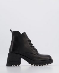 CZARNE BOTKI 017912701D BLACK. Czarne botki Venezia, bez wzorów, ze skóry, bez obcasa, bez zapięcia. Za 369.00 zł.