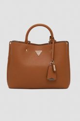 GUESS Brązowa torebka damska Meridian. Brązowe torebki klasyczne Guess, z aplikacjami, ze skóry ekologicznej, klasyczne, bez dodatków. W wyprzedaży za 509.99 zł.