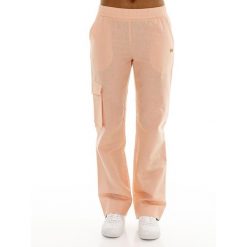 Spodnie dresowe z kieszenie na co dzień na siłownię. Czerwone spodnie dresowe LEONE 1947 APPAREL, bez wzorów, z dresówki. W wyprzedaży za 164.19 zł.