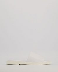 BIAŁE KLAPKI DAMSKIE 259554 WHITE. Białe klapki Venezia, bez wzorów, ze skóry, bez obcasa, bez zapięcia. Za 139.00 zł.