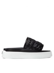 Casadei Klapki 1M835U0301T03559000 Czarny. Czarne klapki Casadei, bez wzorów, ze skóry, bez obcasa, bez zapięcia. Za 2,519.00 zł.