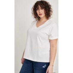 T-shirt Damski Mango Plus Size Ekri. Czarne t-shirty blue shadow, plus size, bez wzorów, z bawełny, bez kołnierzyka, bez ramiączek. Za 129.90 zł.