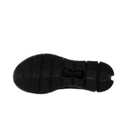 Buty do biegania Dorosły On Running Cloud X 4 czarny. Czarne buty do biegania On Running, bez wzorów, z gumy, bez zapięcia, do biegania. Za 662.25 zł.