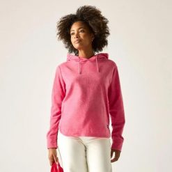 Bluza damska z kapturem Regatta Mayse. Czerwone bluzy z kapturem Regatta, m, bez wzorów, z materiału, z kapturem, na golfa. Za 149.00 zł.