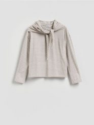 Bluzka z chustką - beżowy. Brązowe bluzki Reserved, l, bez wzorów, z bawełny, bez kołnierzyka, bez ramiączek. Za 99.99 zł.